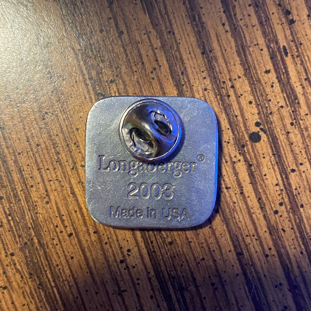 Longaberger Pin - Picture 2 of 3